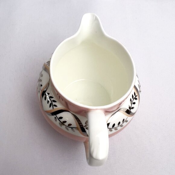 Wedgwood Vintage Creamer Pink & White Vine Band 1942 England Mid Century - Picture 3 of 9